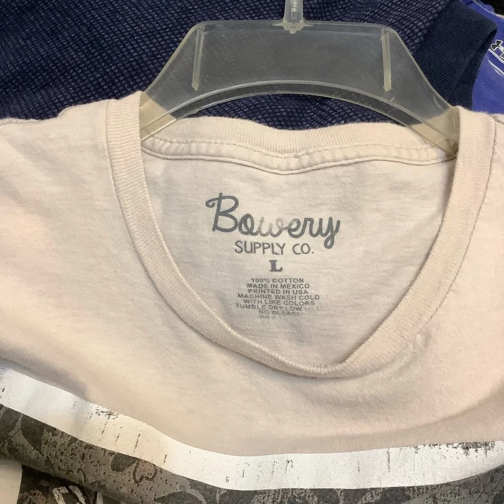 Bowery Supply Co. Shrit - Picture 3 of 3